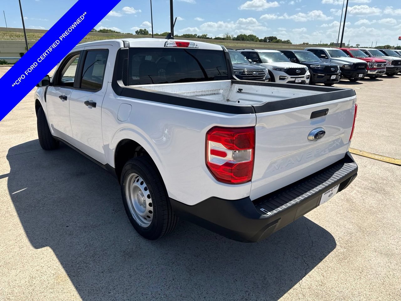 Certified 2022 Ford Maverick XL FWD image 9