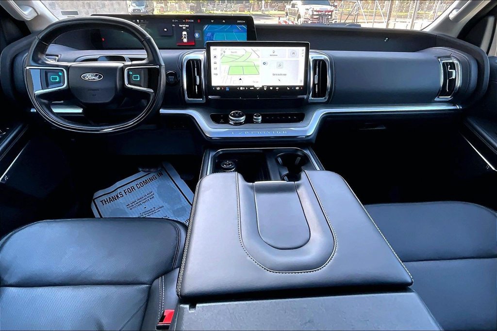Certified 2025 Ford Expedition Platinum AWD/4WD image 14