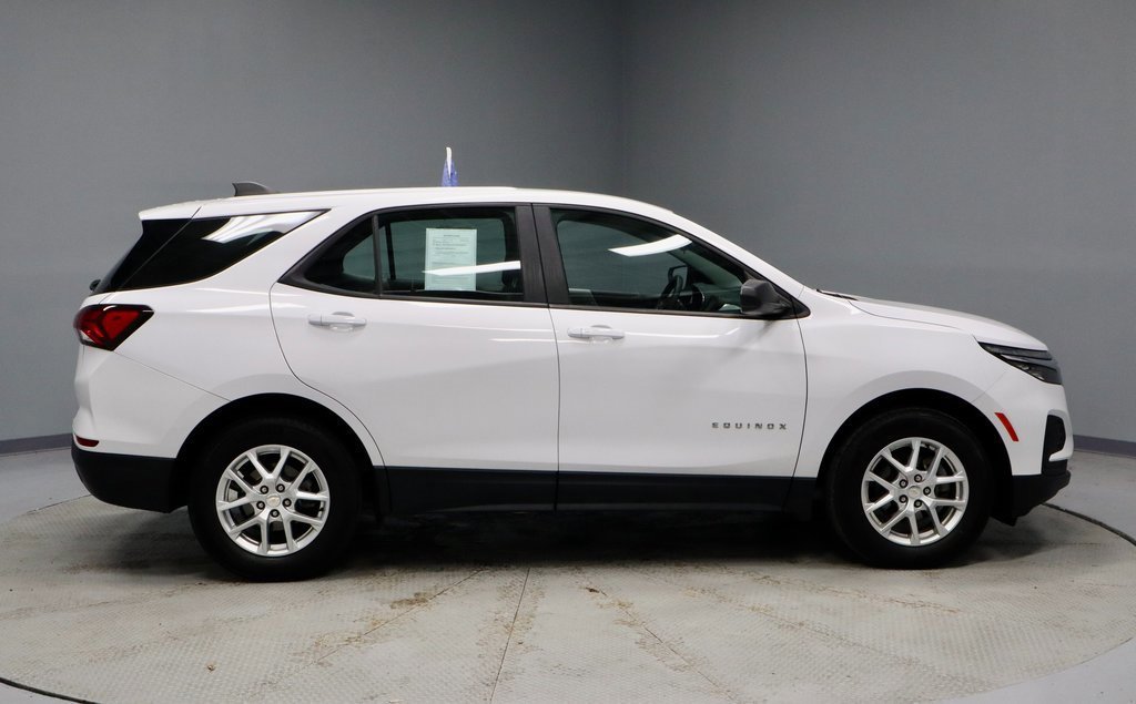 Used 2024 Chevrolet Equinox LS image 6