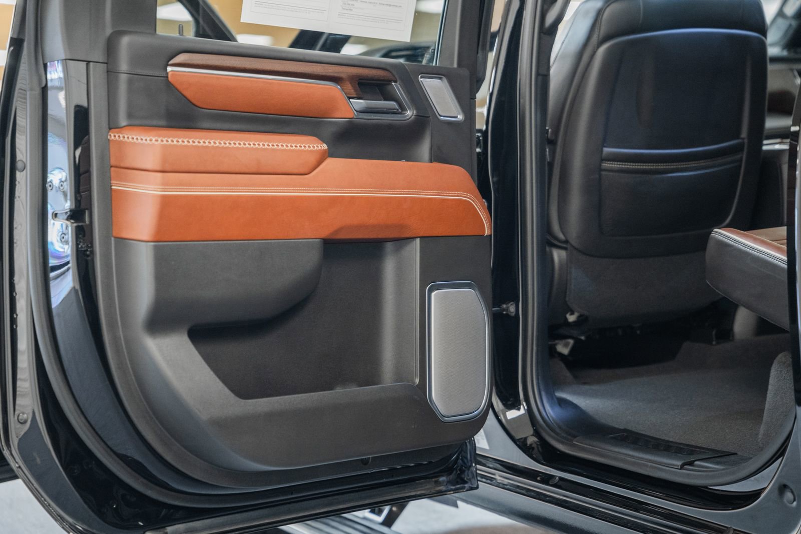 Used 2024 GMC Sierra 2500 Denali Ultimate image 44