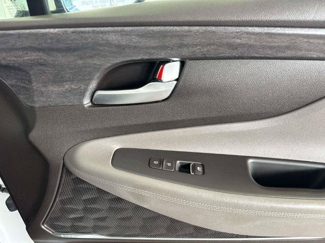 Used 2020 Hyundai Santa Fe SEL w/ Convenience Package FWD image 19