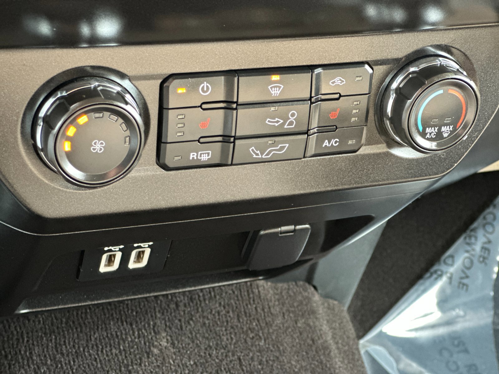 Certified 2019 Ford F150 XLT w/ Equipment Group 302A Luxury image 20