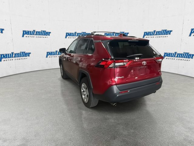 Used 2019 Toyota RAV4 LE w/ Carpet Mat Package FWD image 8