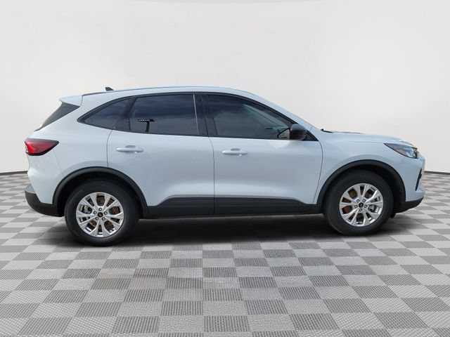 Certified 2026 Ford Escape Active w/ Cold Weather Package FWD image 6