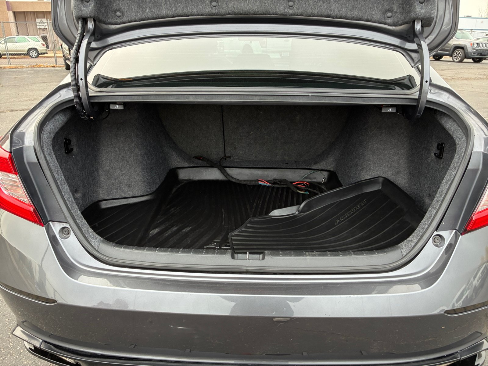 Used 2019 Honda Accord Sport image 33