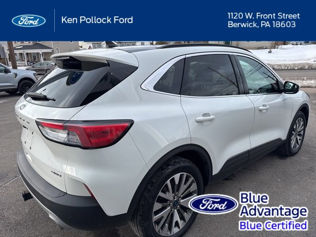 Certified 2022 Ford Escape Titanium w/ Class II Trailer Tow Package image 6