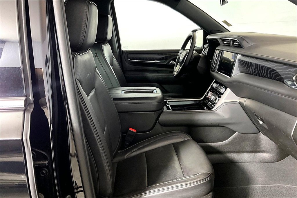 Used 2024 GMC Yukon Denali image 6