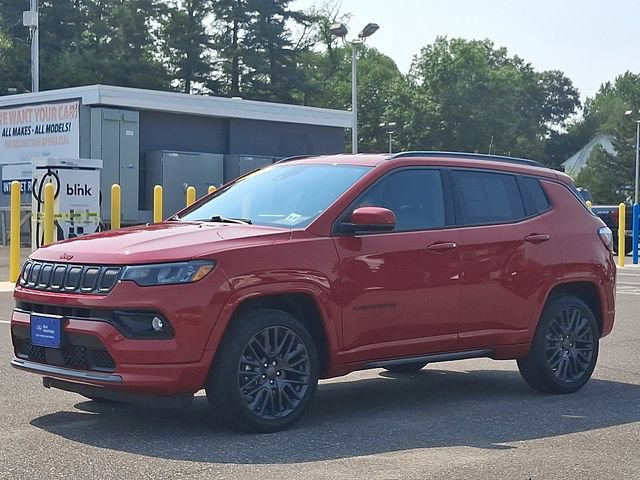 Used 2022 Jeep Compass Limited AWD/4WD image 3