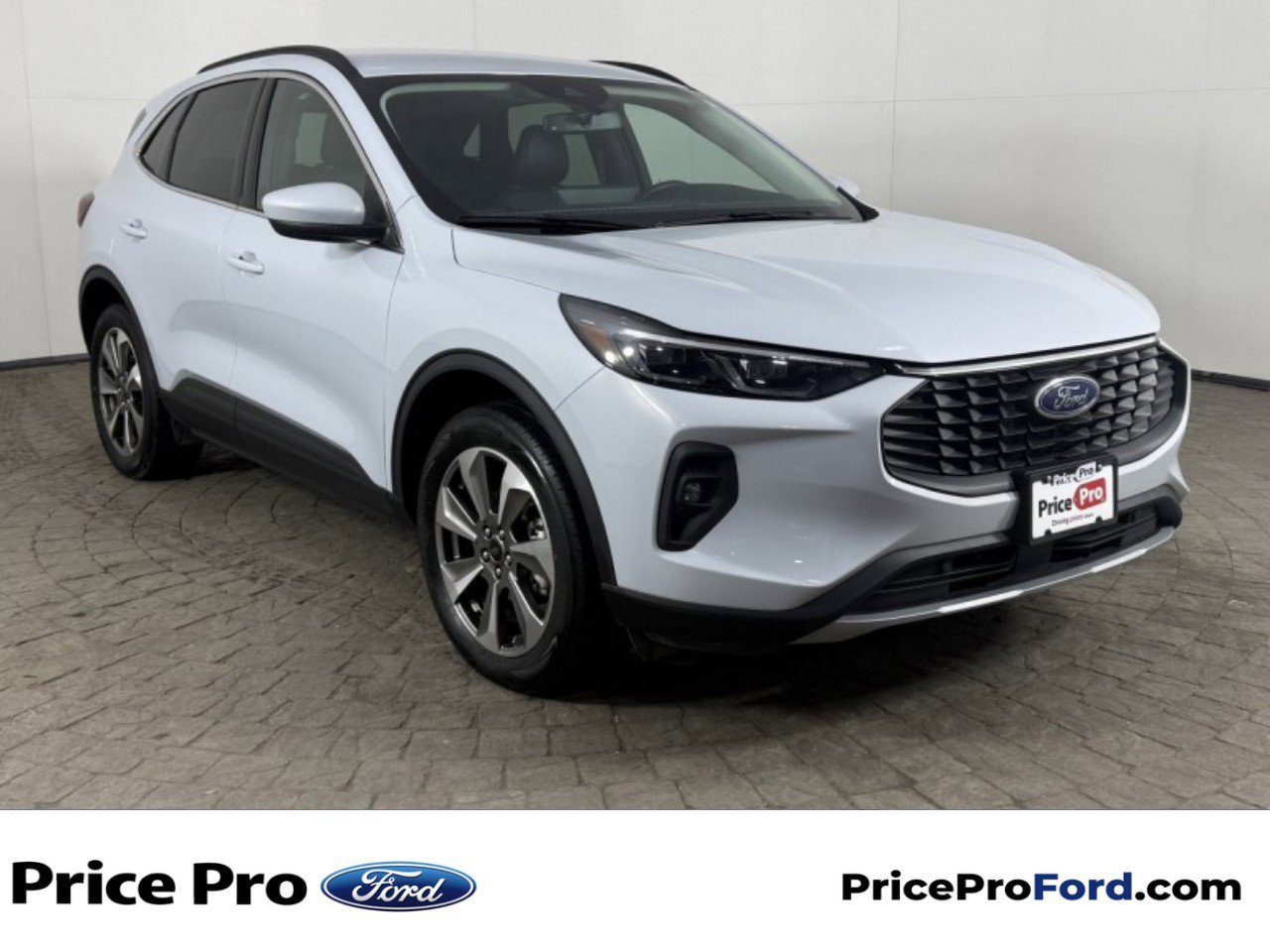 Certified 2025 Ford Escape Platinum