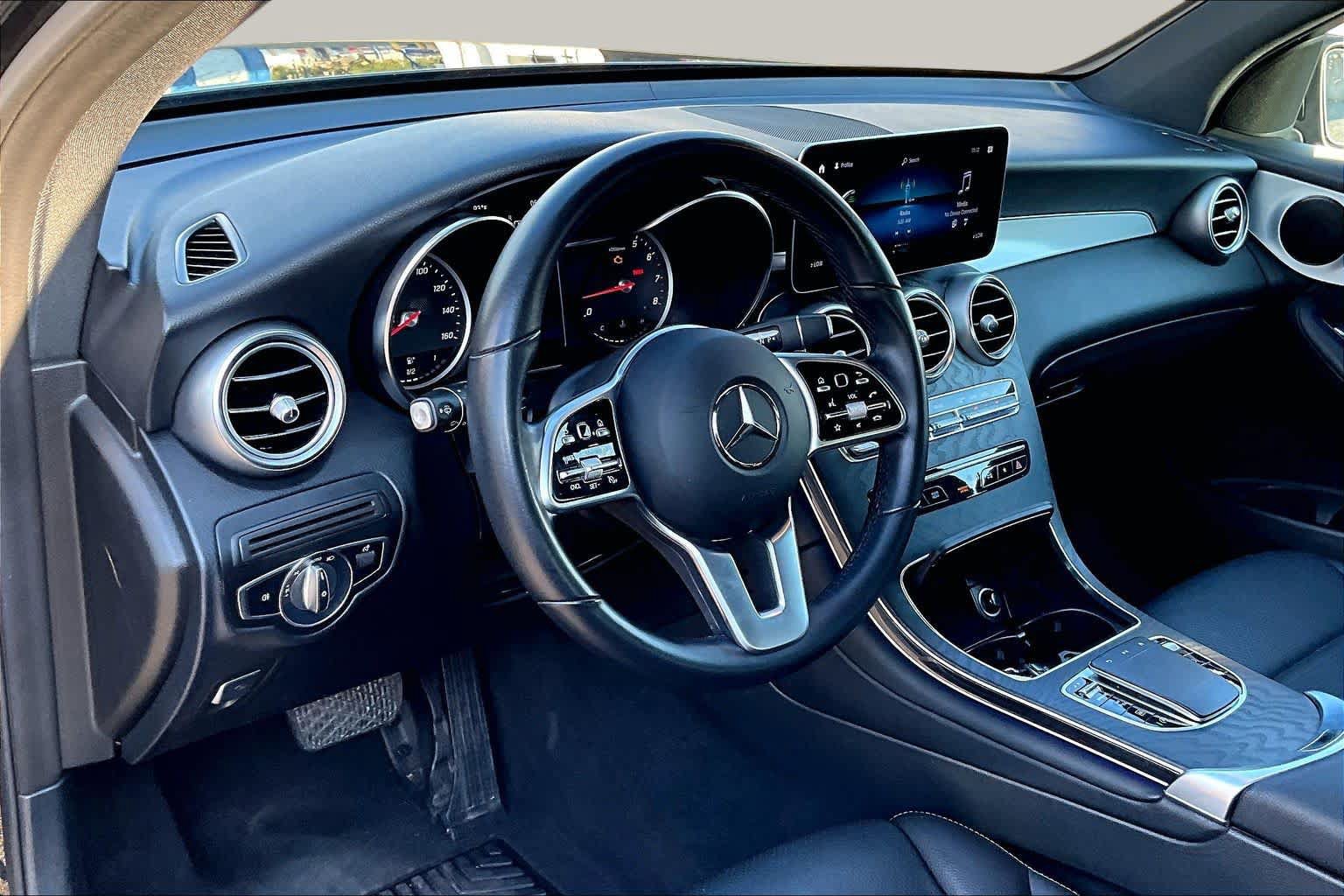 Used 2021 Mercedes-Benz GLC 300 image 18