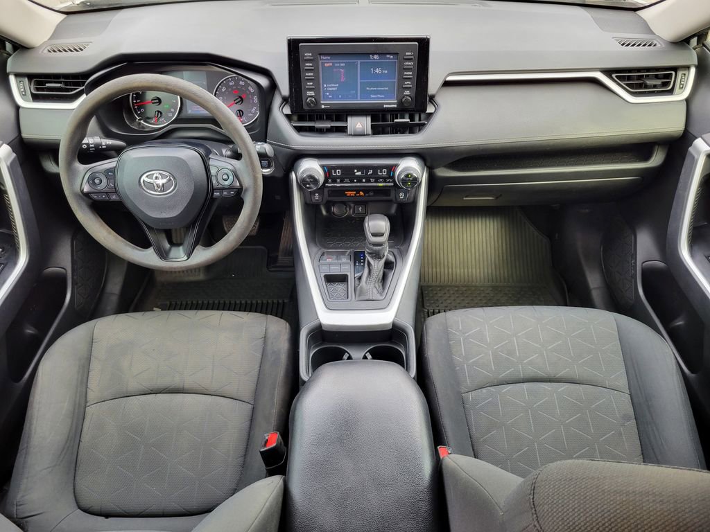 Used 2020 Toyota RAV4 XLE image 17