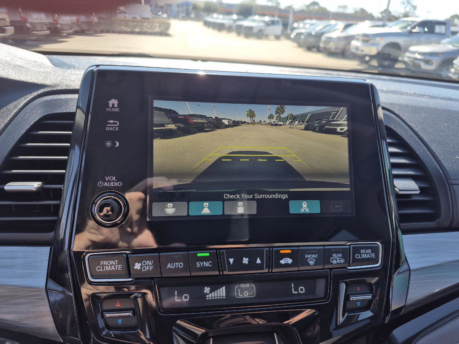 Used 2023 Honda Odyssey Elite image 19