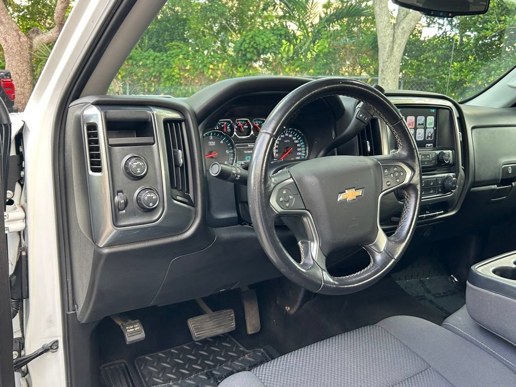 Used 2019 Chevrolet Silverado 1500 LT AWD/4WD image 33