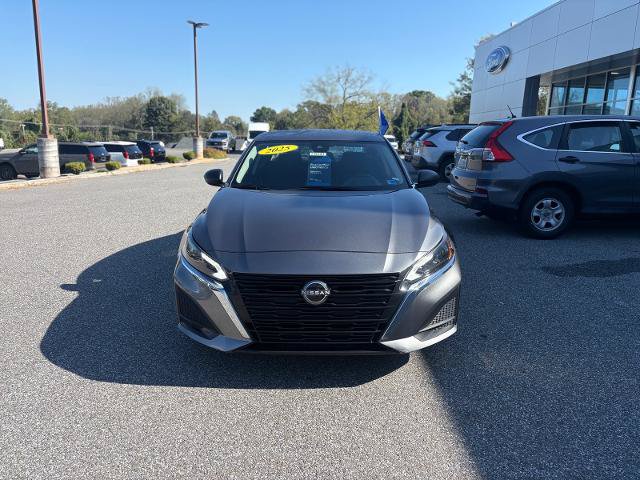 Used 2025 Nissan Altima 2.5 SV FWD image 8
