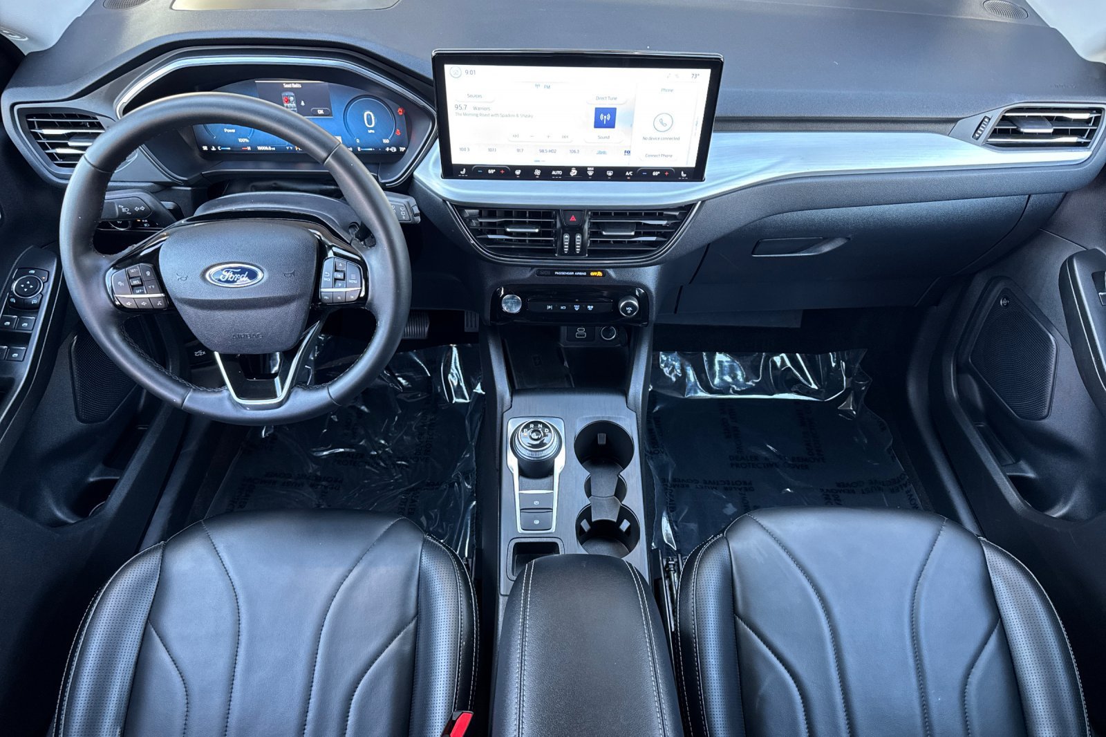 Certified 2025 Ford Escape SE w/ PHEV Premium Package FWD image 14