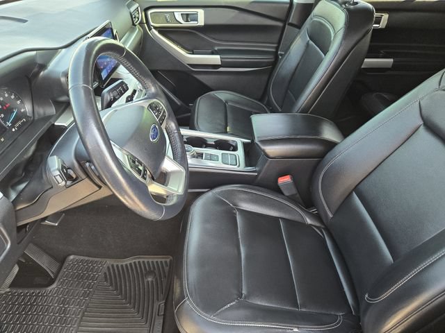 Certified 2020 Ford Explorer XLT w/ Equipment Group 202A RWD image 12