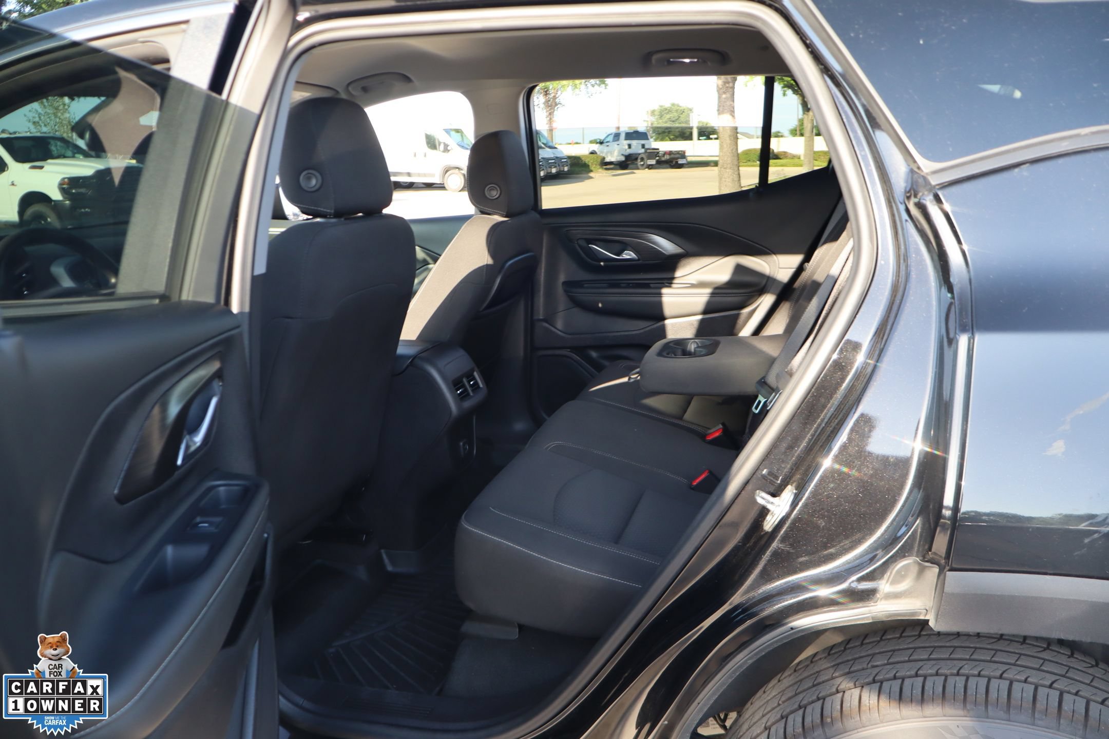 Used 2024 GMC Terrain SLE AWD/4WD image 24