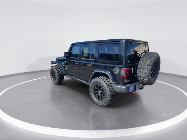 Used 2018 Jeep Wrangler Unlimited Sahara AWD/4WD image 5