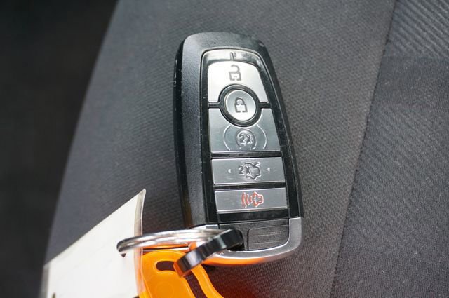 Certified 2020 Ford Mustang Convertible w/ Equipment Group 101A image 15