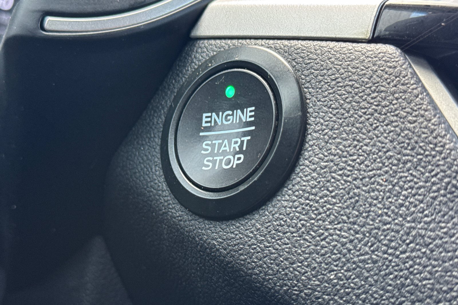 Certified 2020 Ford Escape SEL AWD/4WD image 23