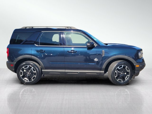 Certified 2022 Ford Bronco Sport Outer Banks w/ Tech Package AWD/4WD image 3