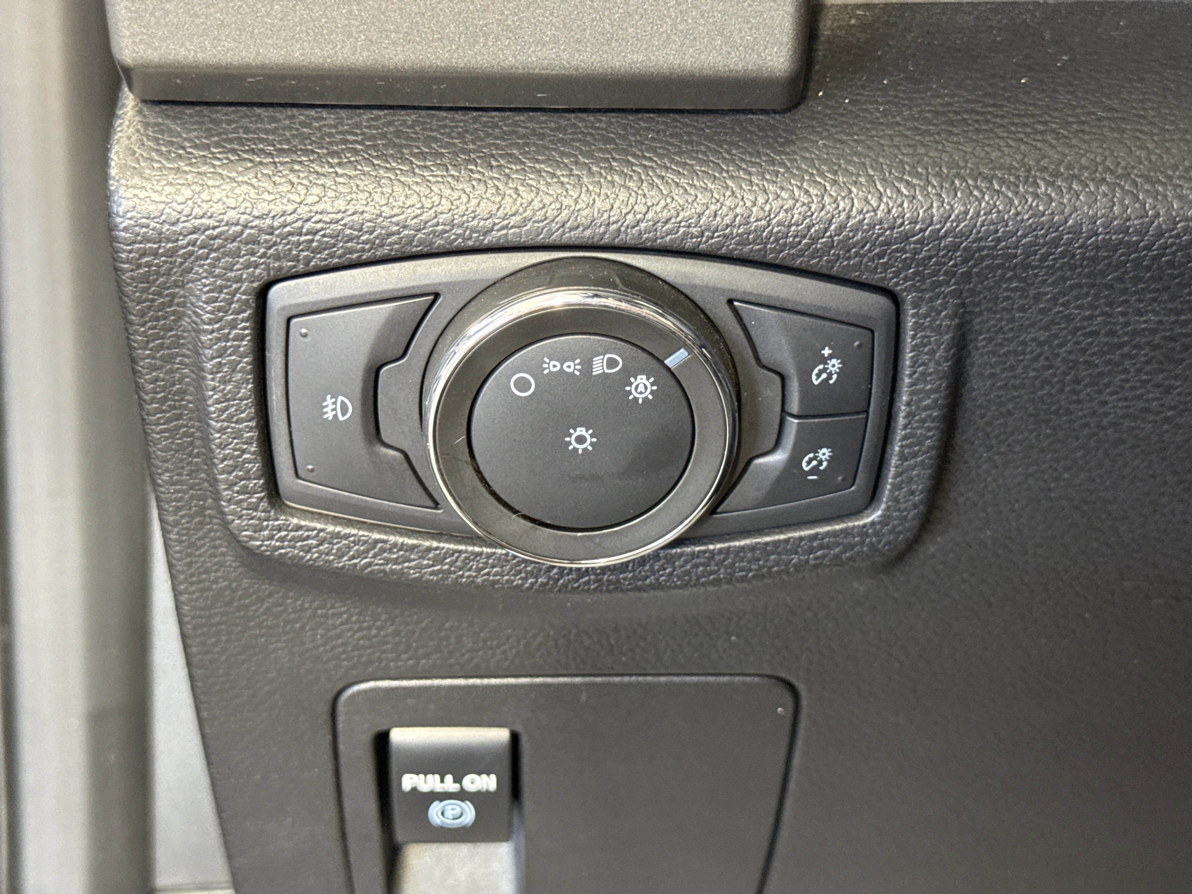 Certified 2021 Ford Expedition XLT w/ Black Accent Package image 23