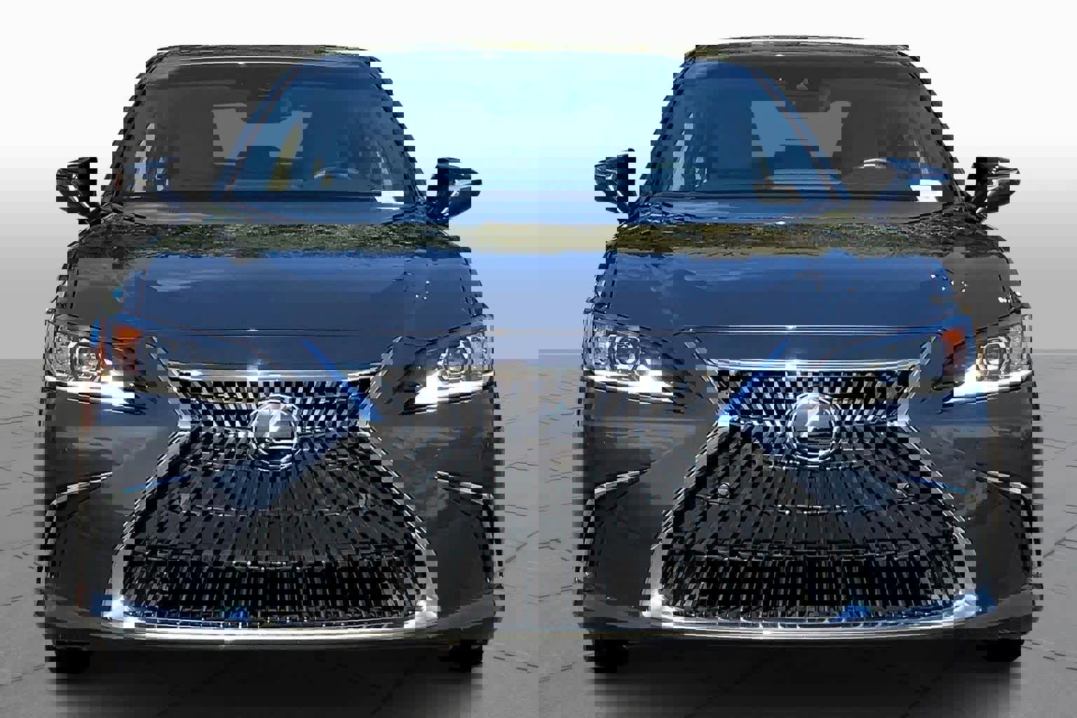 Used 2024 Lexus ES 350 w/ Premium Package image 6