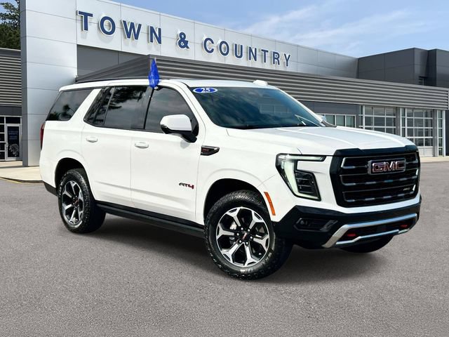 Used 2025 GMC Yukon AT4 w/ AT4 Premium Package AWD/4WD image 1