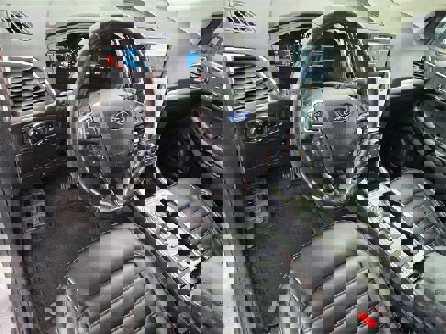 Certified 2023 Ford Edge SEL image 10