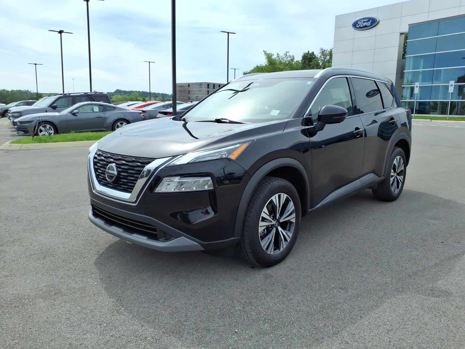 Used 2021 Nissan Rogue SV w/ Premium Package AWD/4WD image 7