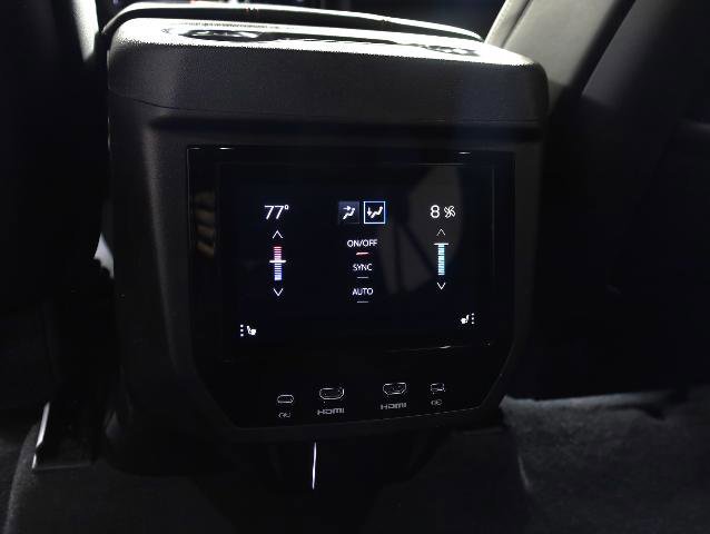 Used 2025 GMC Yukon XL AT4 Ultimate image 20