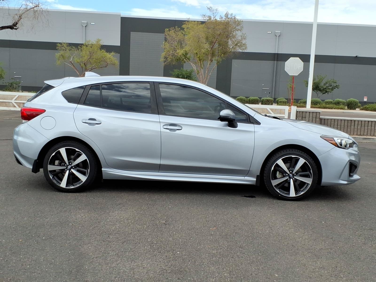 Used 2019 Subaru Impreza 2.0i Sport w/ Popular Package #2 AWD/4WD image 6
