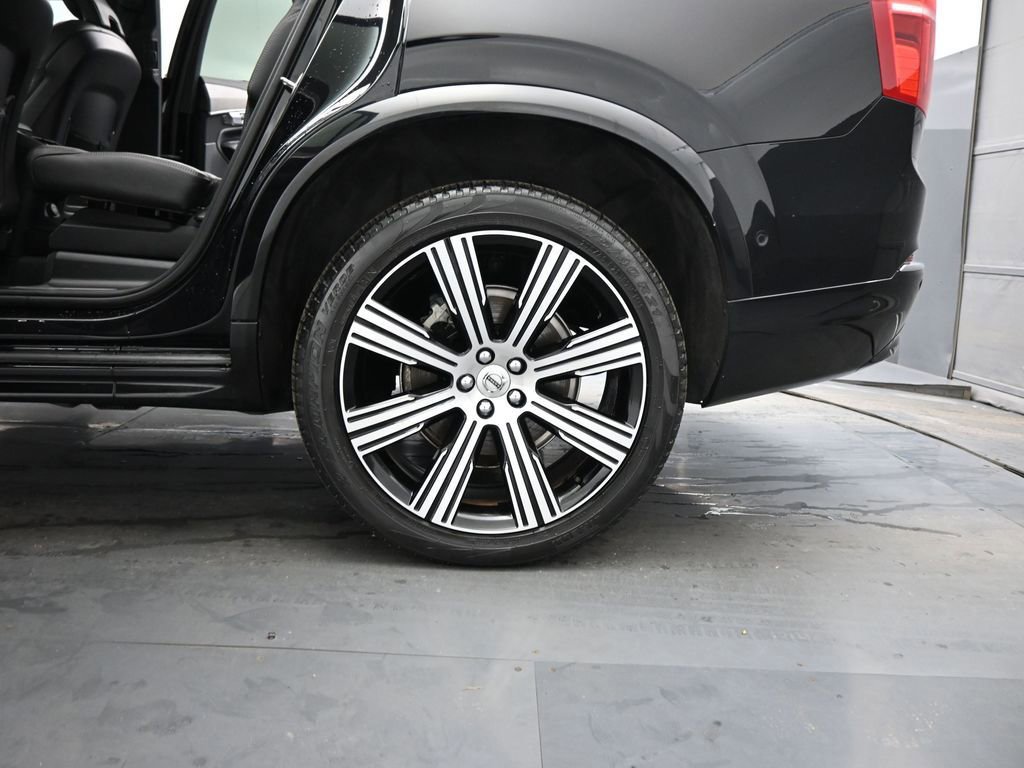 Used 2023 Volvo XC90 B6 Ultimate w/ Protection Package Premier image 47