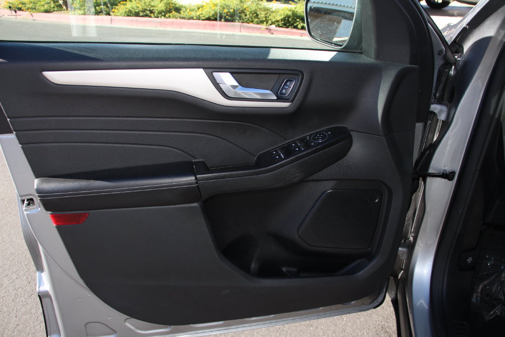 Certified 2022 Ford Escape SEL FWD image 22