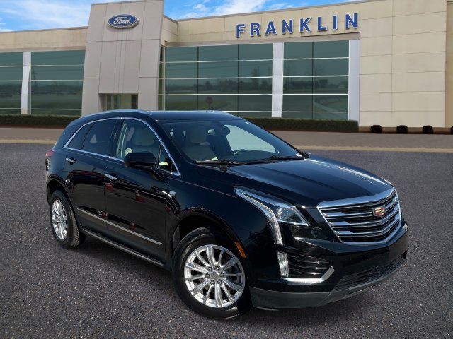 Used 2017 Cadillac XT5 FWD image 1