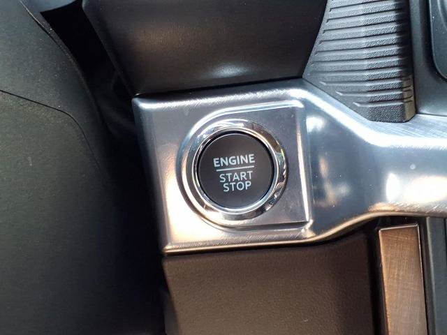 Certified 2025 Ford F150 King Ranch AWD/4WD image 22