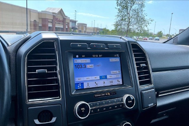 Certified 2019 Ford Expedition Limited w/ Equipment Group 301A RWD image 15