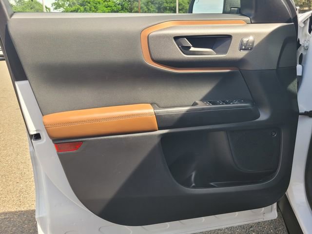 Certified 2025 Ford Bronco Sport Outer Banks w/ Outer Banks Tech Package+ AWD/4WD image 16