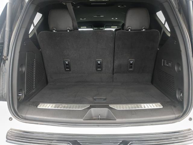Used 2024 Chevrolet Tahoe Premier RWD image 8