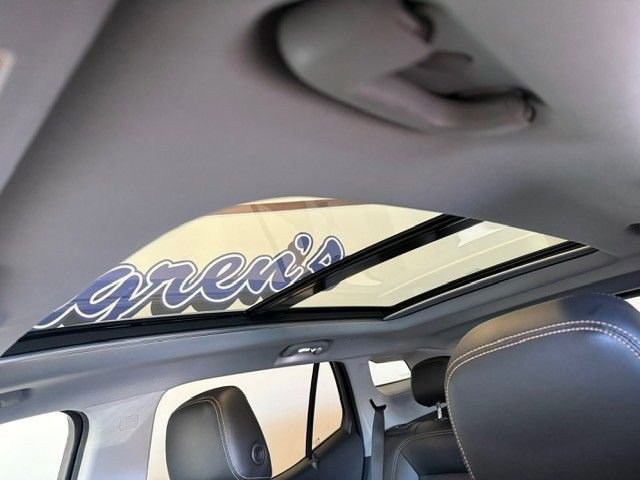 Used 2021 GMC Terrain SLT w/ Infotainment Package II image 23