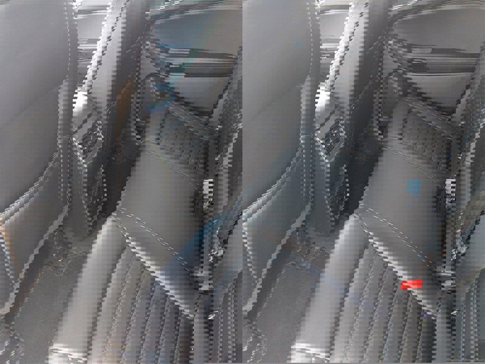 Certified 2024 Ford Edge SEL image 16