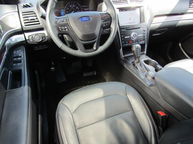 Certified 2018 Ford Explorer Limited w/ Equipment Group 301A image 2