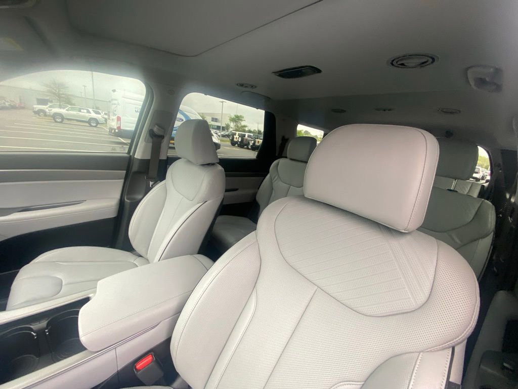 Used 2025 Hyundai Palisade SEL image 21
