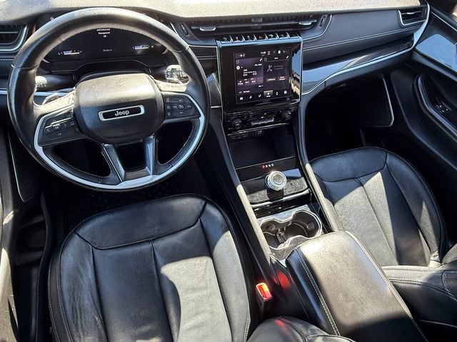 Used 2022 Jeep Grand Cherokee L Laredo w/ Luxury Tech Group I AWD/4WD image 36