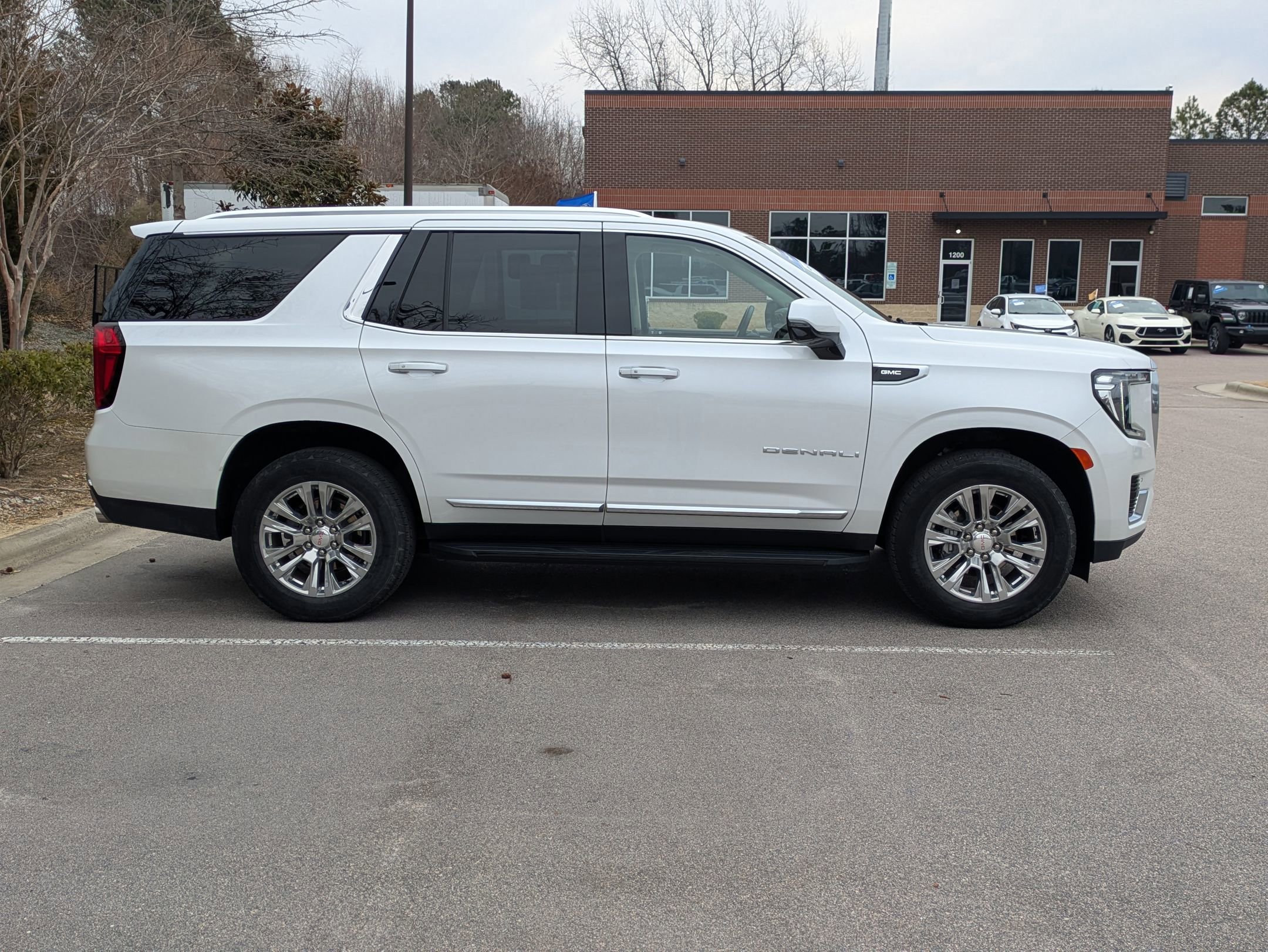 Used 2021 GMC Yukon Denali image 7