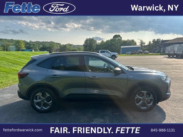 Certified 2026 Ford Escape ST-Line AWD/4WD image 7