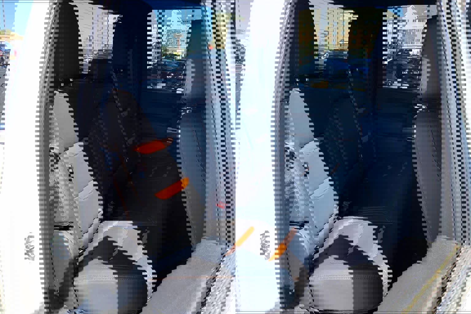 Used 2022 GMC Sierra 2500 AT4 image 17