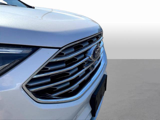 Certified 2019 Ford Edge Titanium w/ Equipment Group 301A AWD/4WD image 33