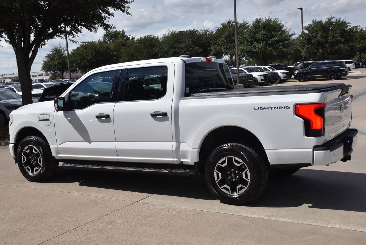 Certified 2023 Ford F150 Lightning XLT w/ Tow Technology Package AWD/4WD image 11
