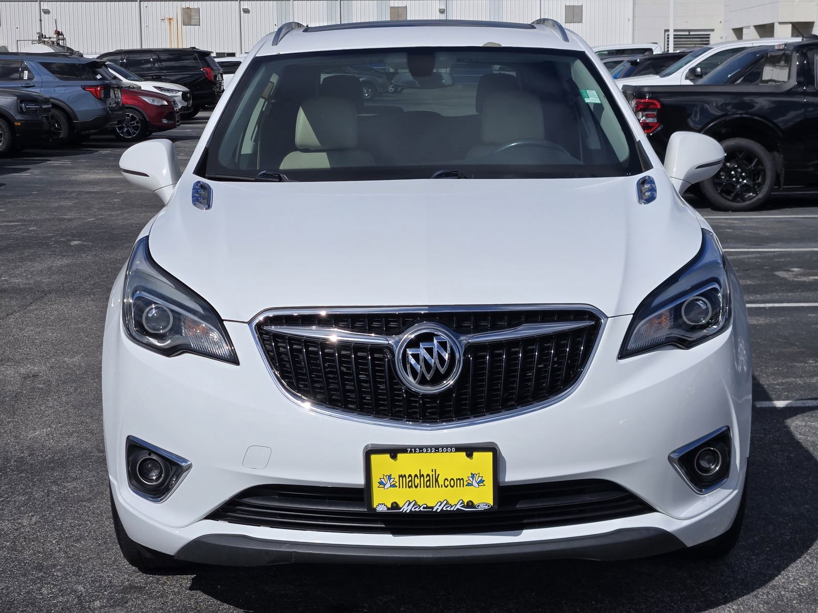 Used 2019 Buick Envision Essence FWD image 2